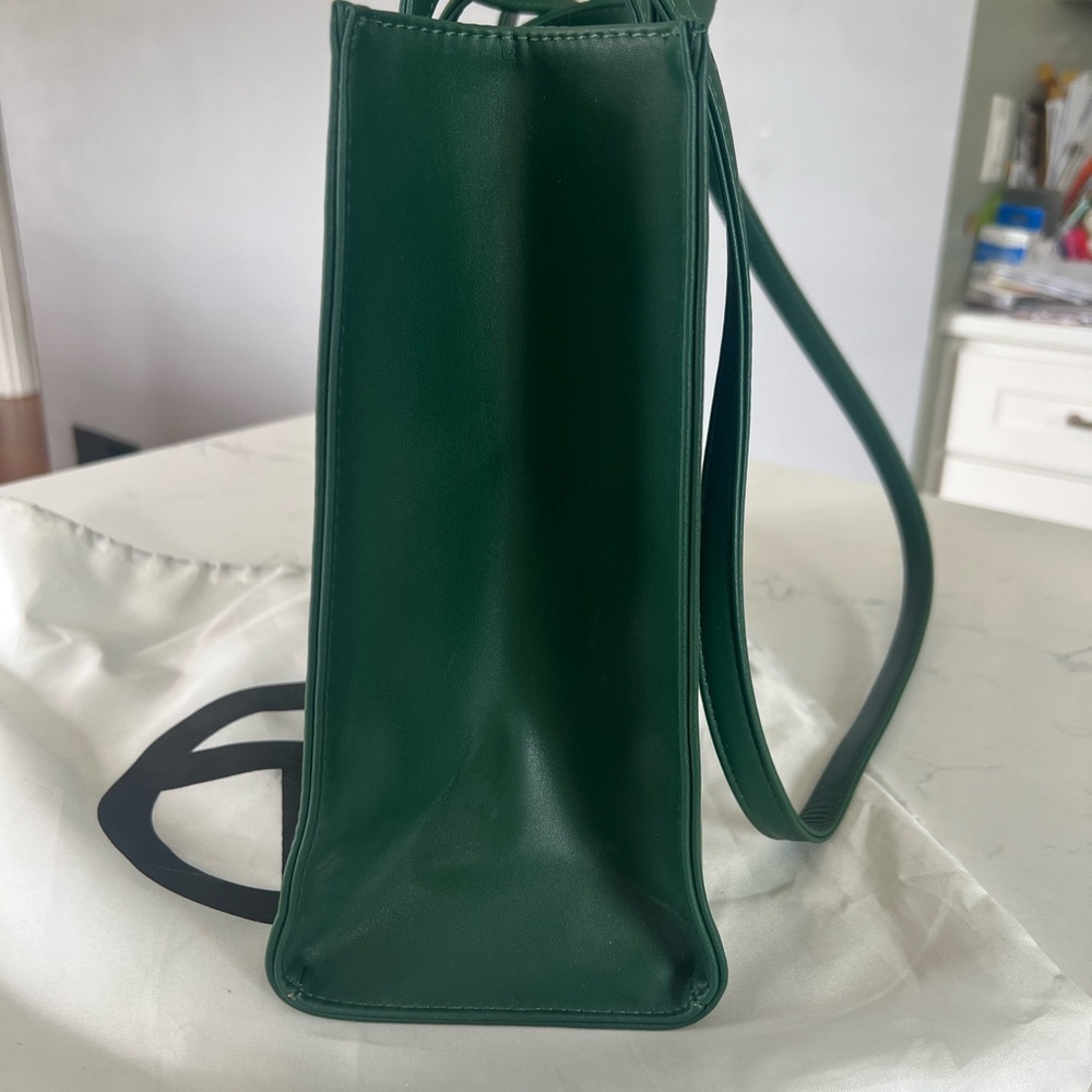 Telfar Medium Olive Green Shopper - Picture 5 of 8